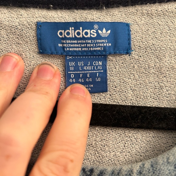 Adidas sweatshirt - Picture 3 of 3